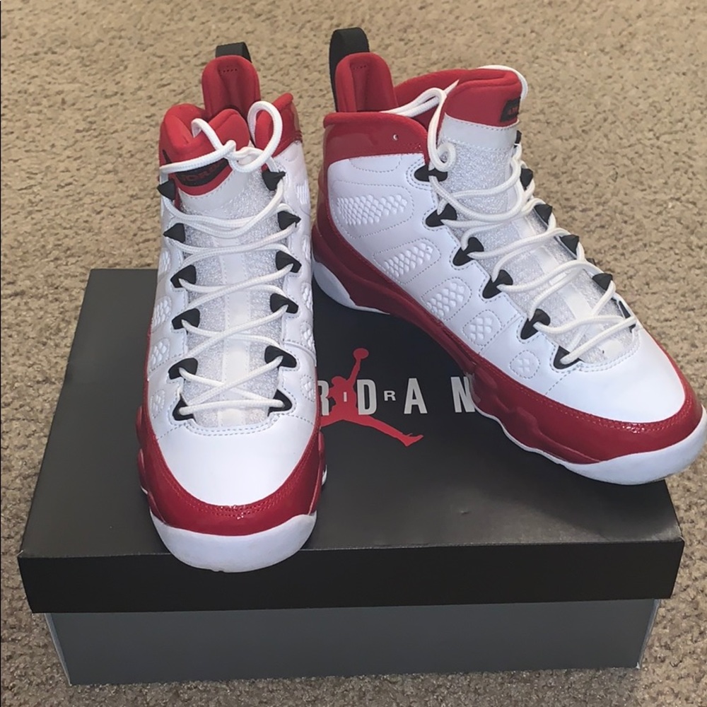 Air Jordan Retro 9